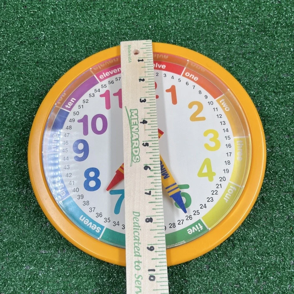 Vintage 1986 Spartus Corporation Quartz Crayon Learning Clock Model 5531 See Des